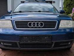Blau Gebraucht 2001 Audi A6 Kombi | 1.499 € (Guter Preis)