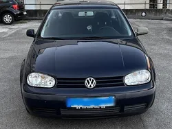 Blau Gebraucht 1999 VW Golf IV Limousine | 850 € (Guter Preis)
