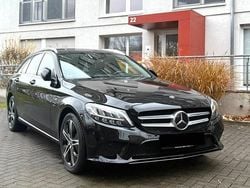 Schwarz Gebraucht 2019 Mercedes C300 Avantgarde Kombi | 16.800 €