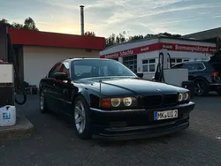Schwarz Gebraucht 1996 BMW 735 Basis Limousine | 6.000 € (Fairer Preis)