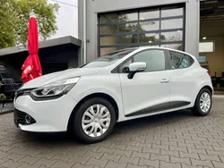 Weiß Gebraucht 2015 Renault Clio IV Dynamique Kleinwagen | 6.450 € (Fairer Preis)