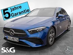 Metalliclack spektralblau Gebraucht 2025 Mercedes A200 AMG Limousine | 41.090 € (Teuer)