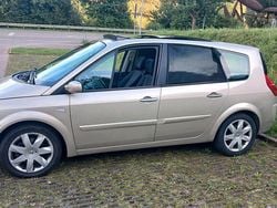 Andere farben Gebraucht 2006 Renault Grand Scénic II Van / Kleinbus | 2.650 €