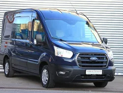 Blau Gebraucht 2019 Ford Transit Trend Van / Kleinbus | 11.790 € (Superpreis)