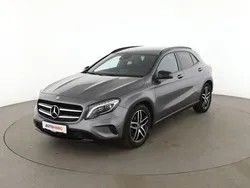 Grau Gebraucht 2016 Mercedes GLA200 Urban SUV | 19.060 € (Fairer Preis)