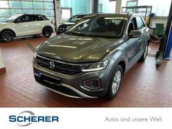 Indiumgrau metallic (metallic) Gebraucht 2023 VW T-Roc Life SUV | 23.760 € (Guter Preis)
