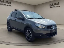 Grau Gebraucht 2012 Nissan Qashqai 360º SUV | 8.470 € (Fairer Preis)
