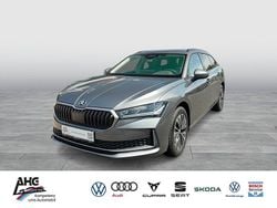 Grau Gebraucht 2024 Skoda Superb Selection Kombi | 31.837 € (Etwas zu teuer)