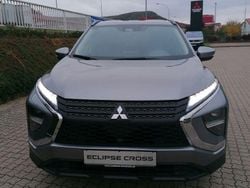 Platinumgrau Gebraucht 2022 Mitsubishi Eclipse Cross Basis SUV | 18.990 € (Superpreis)
