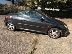 Schwarz Gebraucht 2005 Peugeot 206 CC Cabrio | 600 € (Superpreis)