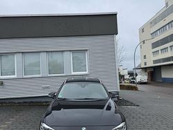Schwarz Gebraucht 2016 BMW 318 Sport Line Kombi | 9.400 € (Fairer Preis)