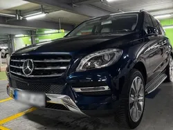 Blau Gebraucht 2013 Mercedes ML350 AMG SUV | 25.800 € (Fairer Preis)