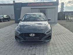 Grau Gebraucht 2025 Hyundai i30 Advantage Limousine | 19.970 € (Superpreis)
