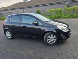 Saphirschwarz/black sapphire Gebraucht 2011 Opel Corsa Kleinwagen | 5.999 € (Etwas zu teuer)