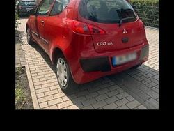 Rot Gebraucht 2005 Mitsubishi Colt Kleinwagen | 1.200 € (Fairer Preis)