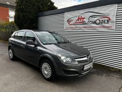Grau Gebraucht 2009 Opel Astra Limousine | 2.999 € (Etwas zu teuer)