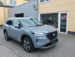 Grau ceramic grey Gebraucht 2024 Nissan X-Trail N-Connecta SUV | 34.777 € (Fairer Preis)