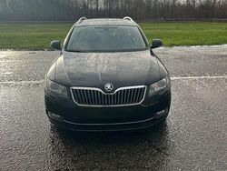 Schwarz Gebraucht 2014 Skoda Superb Elegance Kombi | 5.500 € (Superpreis)