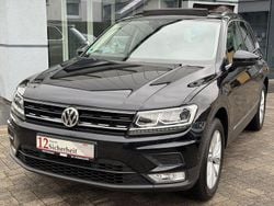Schwarz Gebraucht 2016 VW Tiguan Highline SUV | 18.990 € (Guter Preis)