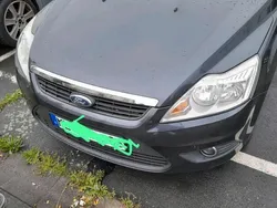 Grau Gebraucht 2008 Ford Focus Kombi | 900 € (Superpreis)