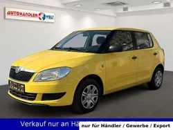 Gelb Gebraucht 2014 Skoda Fabia Kleinwagen | 2.699 € (Guter Preis)
