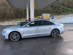 Silber Gebraucht 2012 Audi A8L Ambiente Limousine | 17.900 € (Superpreis)