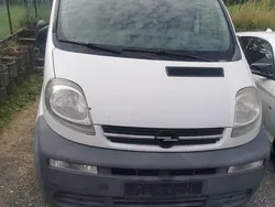 Weiß Gebraucht 2005 Opel Vivaro Van | 1.250 €