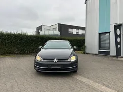 Grau Gebraucht 2017 VW Golf VII Limousine | 9.500 € (Superpreis)