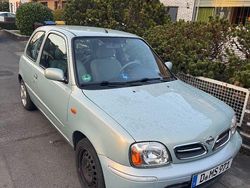 Silber Gebraucht 2001 Nissan Micra Kleinwagen | 1.499 € (Fairer Preis)