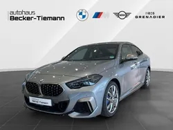 Grau Gebraucht 2024 BMW M235 Comfort Edition Coupé | 41.896 € (Fairer Preis)