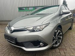 Grau Gebraucht 2016 Toyota Auris Edition-S Limousine | 10.990 € (Fairer Preis)