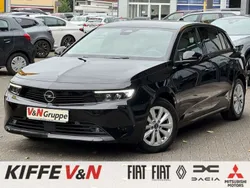 Schwarz Gebraucht 2024 Opel Astra Elegance Limousine | 21.990 € (Guter Preis)
