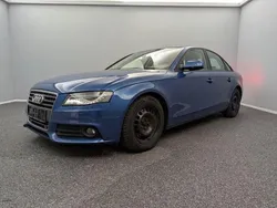 Blau Gebraucht 2011 Audi A4 Comfort Limousine | 9.999 € (Fairer Preis)