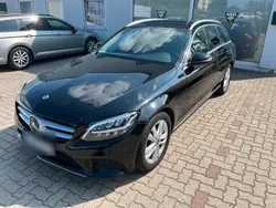 Schwarz Gebraucht 2018 Mercedes C180 Kombi | 16.700 €