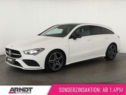 Polarweiß Gebraucht 2021 Mercedes CLA180 Shooting Brake AMG Kombi | 26.984 € (Etwas zu teuer)