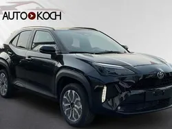 Schwarz Neu 2025 Toyota Yaris Cross SUV | 28.440 € (Fairer Preis)