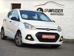 Weiß Gebraucht 2015 Hyundai i10 Basis Kleinwagen | 2.900 € (Etwas zu teuer)