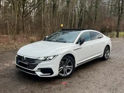 Weiß Gebraucht 2018 VW Arteon R-line Limousine | 25.900 € (Etwas zu teuer)