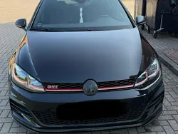 Schwarz Gebraucht 2019 VW Golf VII GTI Limousine | 30.000 € (Etwas zu teuer)
