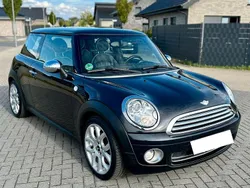 Schwarz Gebraucht 2007 Mini Cooper Kleinwagen | 4.990 € (Etwas zu teuer)