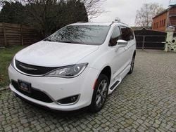 Weiß Gebraucht 2019 Chrysler Pacifica Limited SUV | 38.990 €