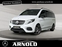 Weiß Gebraucht 2024 Mercedes V220 AMG line Van / Kleinbus | 57.750 € (Fairer Preis)