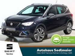 Asphaltblau Gebraucht 2022 Seat Arona FR SUV | 19.900 € (Fairer Preis)