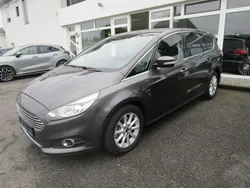 Grau Gebraucht 2016 Ford S-MAX Titanium Van / Kleinbus | 12.480 € (Fairer Preis)