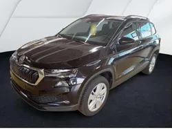Black magic perleffekt Gebraucht 2024 Skoda Karoq Selection SUV | 28.950 € (Guter Preis)
