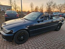 Blau Gebraucht 2005 BMW 318 Cabriolet Sport Line Cabrio | 4.500 € (Fairer Preis)