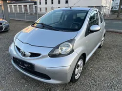 Silber Gebraucht 2008 Toyota Aygo Cool Kleinwagen | 3.699 € (Etwas zu teuer)