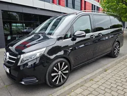 Schwarz Gebraucht 2016 Mercedes V220 Avantgarde Edition Van / Kleinbus | 24.800 € (Teuer)