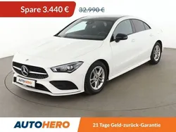 Weiß Gebraucht 2021 Mercedes CLA200 AMG line Limousine | 29.550 € (Guter Preis)