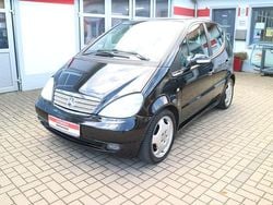 Schwarz Gebraucht 2002 Mercedes A210 Van / Kleinbus | 1.990 € (Etwas zu teuer)